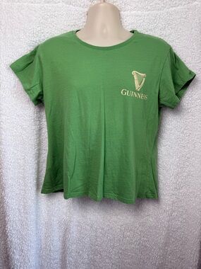 Guinness Green Short Sleeve Tee with Gold Harp Sz Large Super Soft